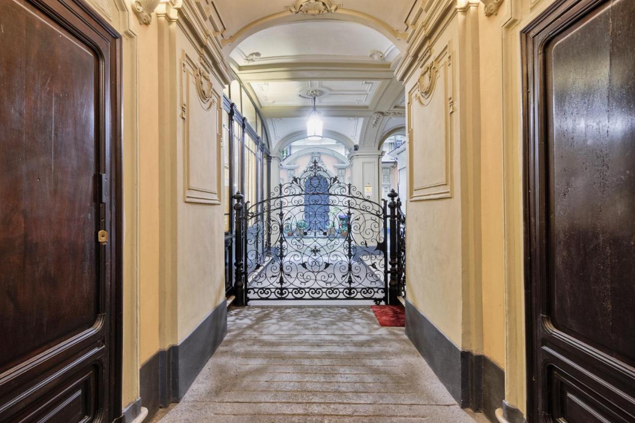 Acadamis -Il Rifugio Dei Mercanti- Piazza Castello 都灵 外观 照片